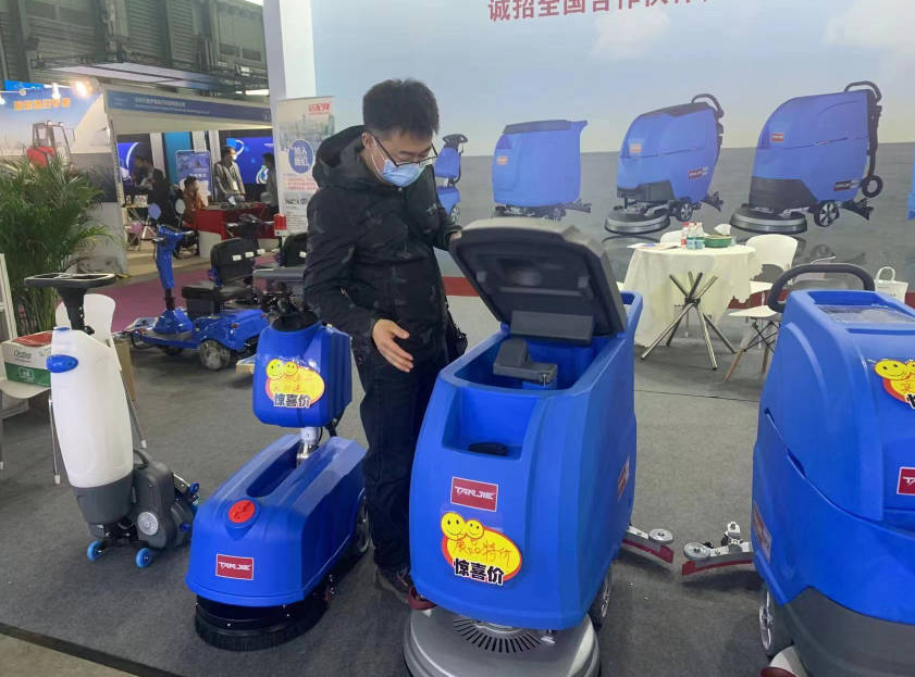 伊春坦洁洗地机公司致力于电动洗地机的生产、销售和服务百家